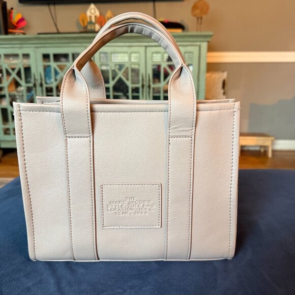 Marc Jacobs Tote - Picture 4 of 6